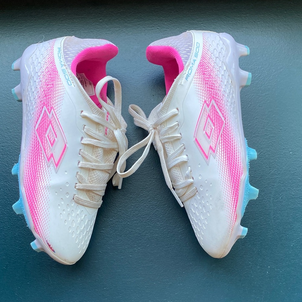 Lotto girls soccer cleats 13K - Picture 6 of 9